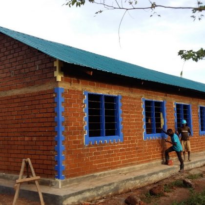 Construction with compressed earth bricks 2 Construction with compressed earth bricks 2