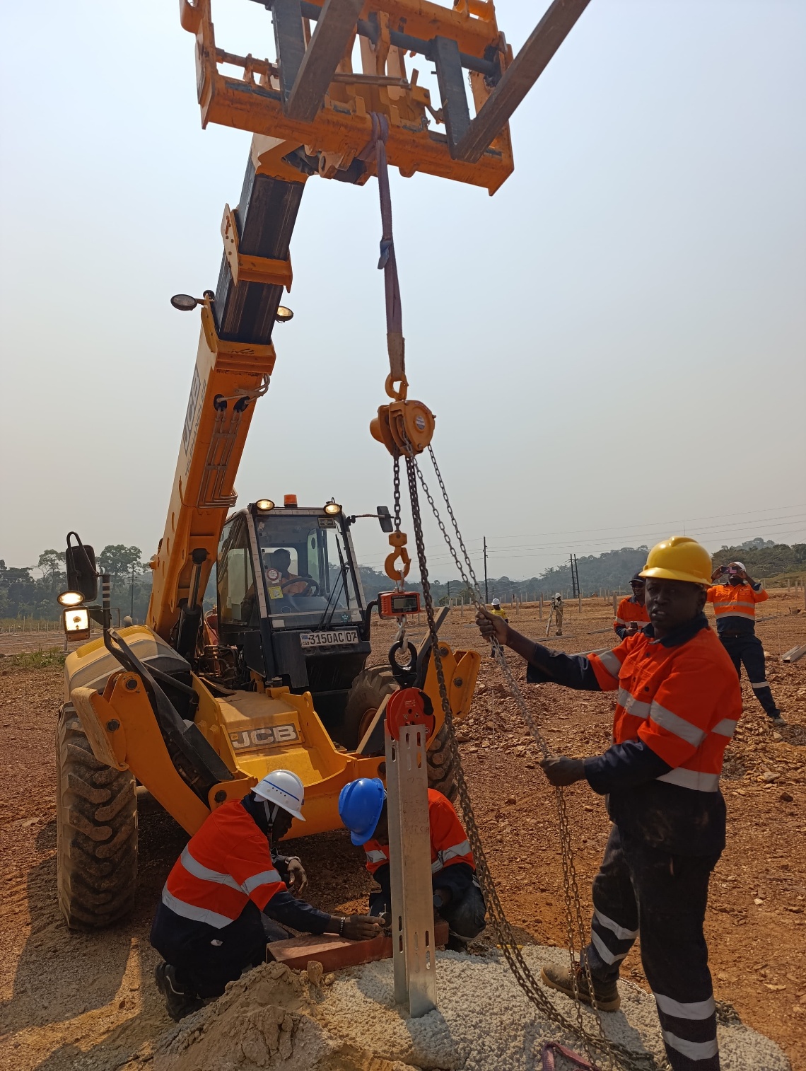 Pull-out testing setup for a solar pile foundation